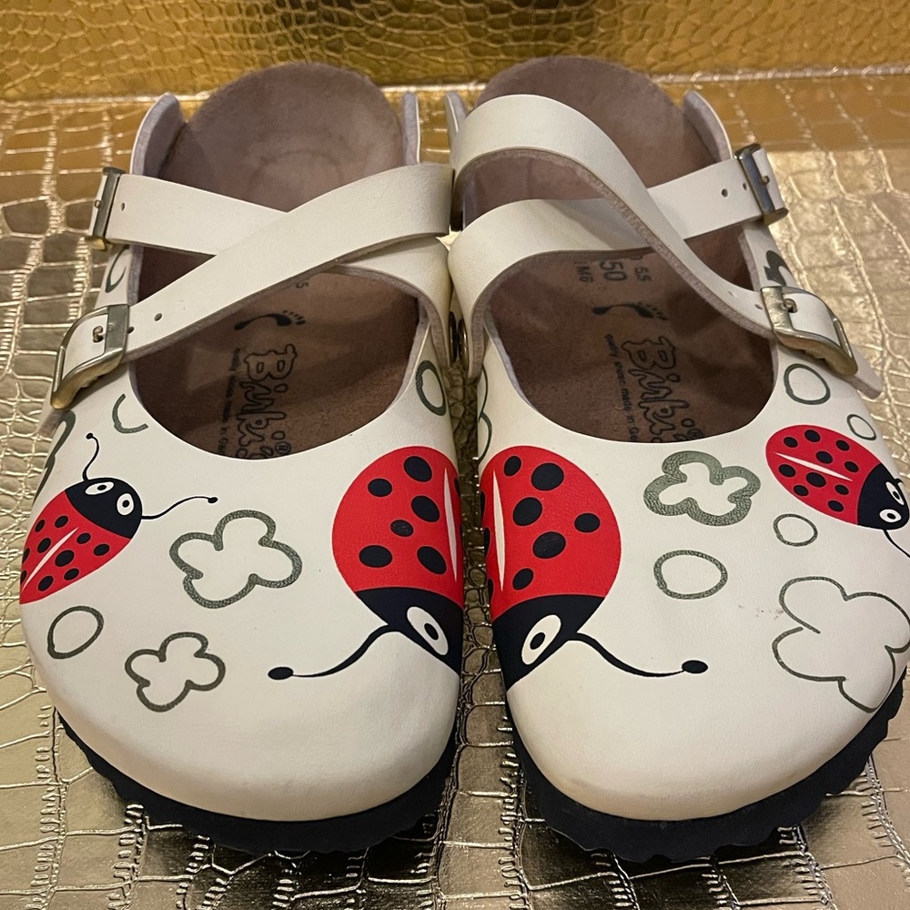 Birkenstock’s- Birki’s Cream Ladybug clogs Size 8
